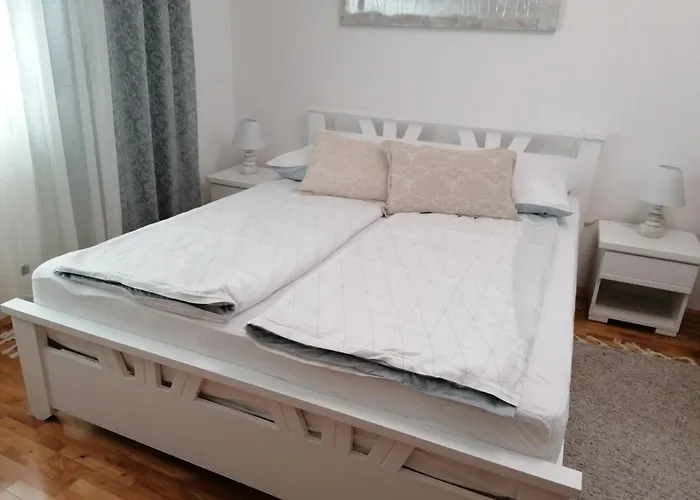 Apartament - Prnic *